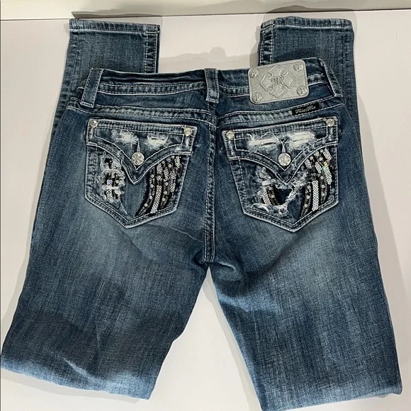 Miss Me Distressed Skinny Jeans Medium Blue Wash Sz 28”/33” - Picture 9 of 14